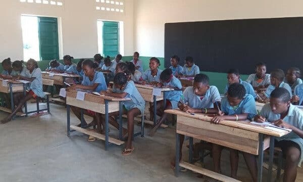 construction d’un groupe scolaire à Ambalantsotry Bas à Madagascar