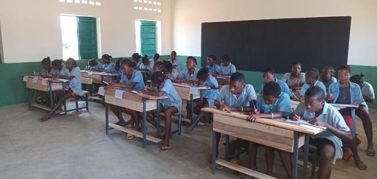 construction d’un groupe scolaire à Ambalantsotry Bas à Madagascar